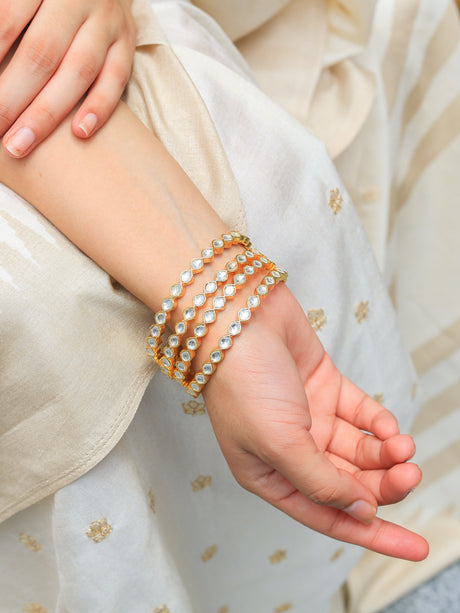 Meera Pachi Kundan Bangles