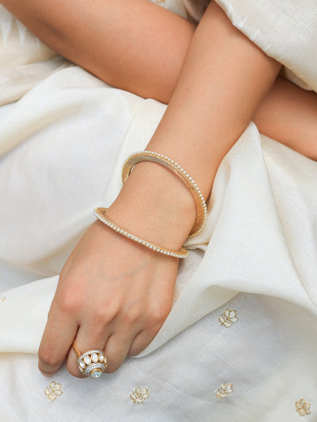 Jahan Off white Beaded pearl Bangles