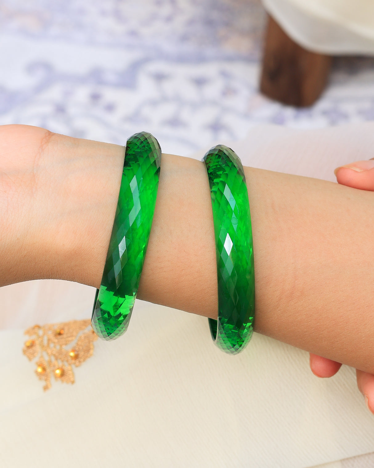 Sitara Acrylic With Diamond Cutting Bangles