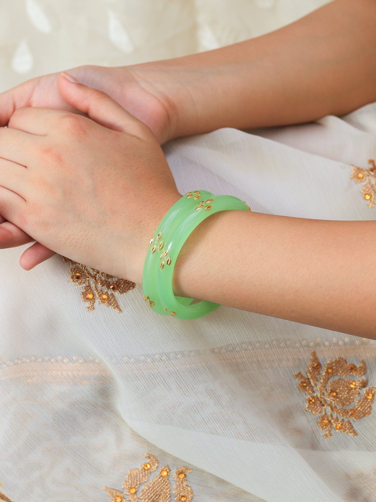 Ranglok Acrylic With Brass leaf Bangles