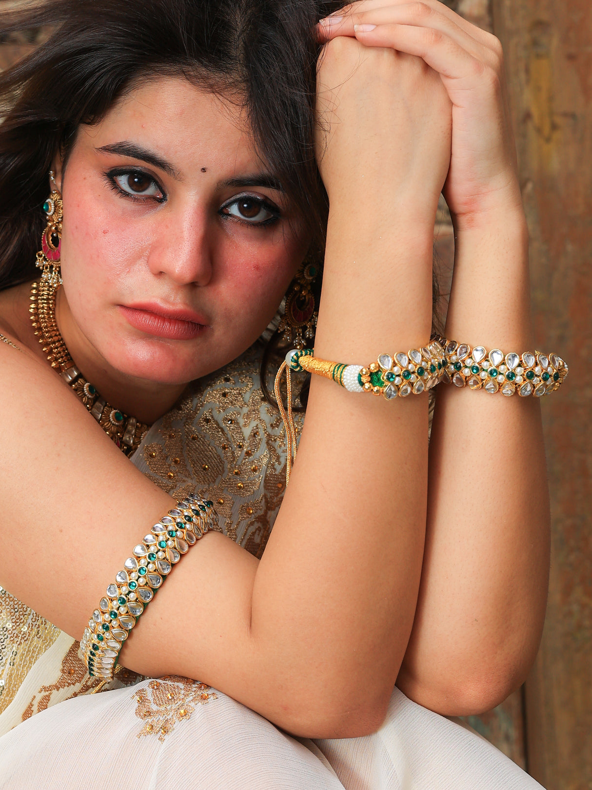 Padmani Leaf design Green Pochi and Bajuband set