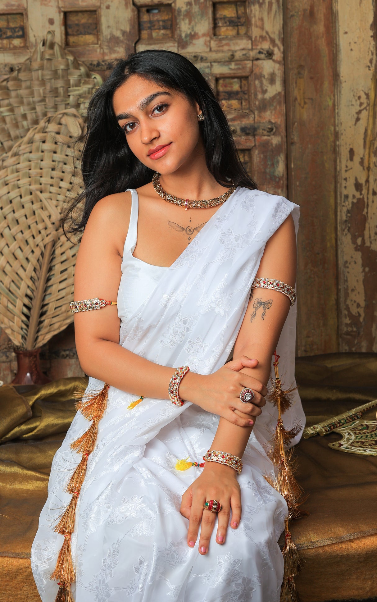 Padmani Flower design Red Pochi and Bajuband set