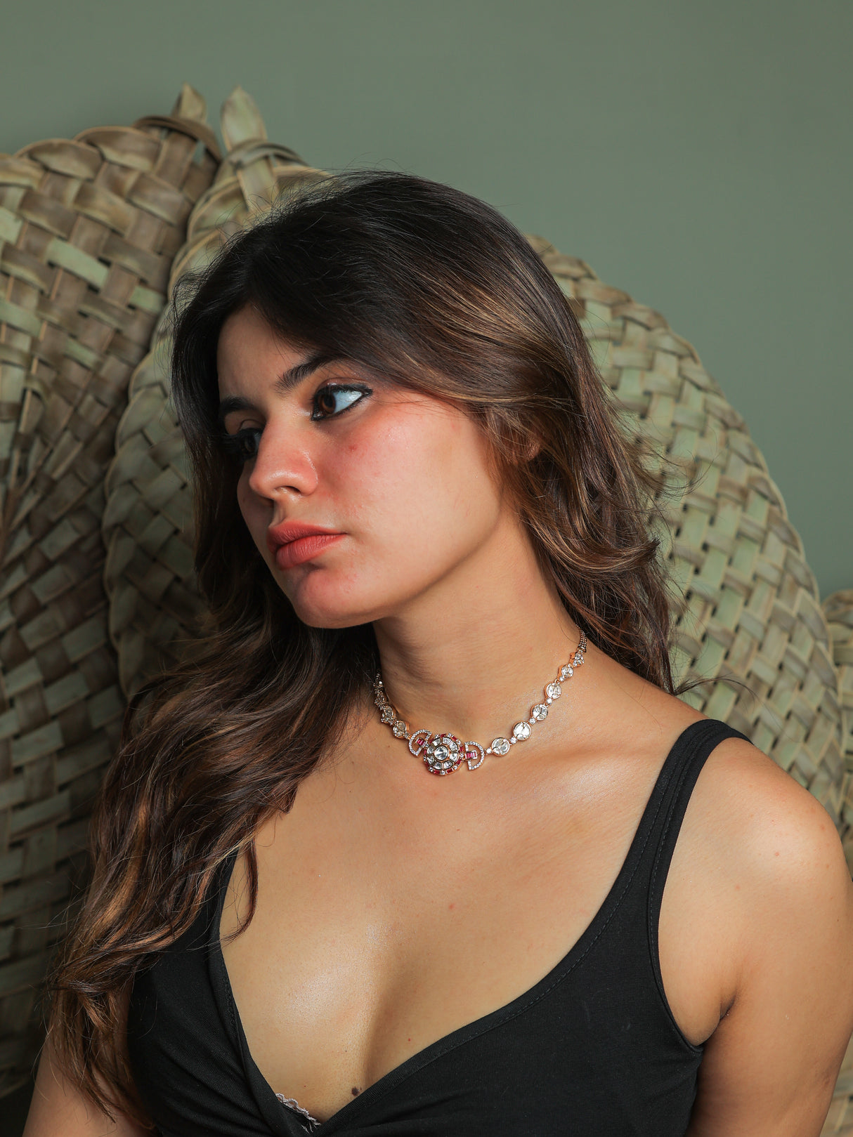 Hasnita tyaani kundan necklace set