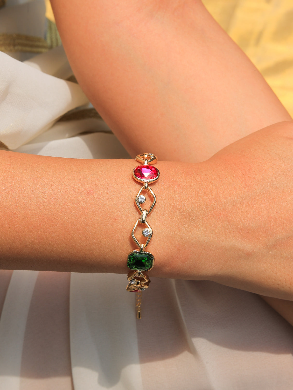 Saliya artificial stone bracelet