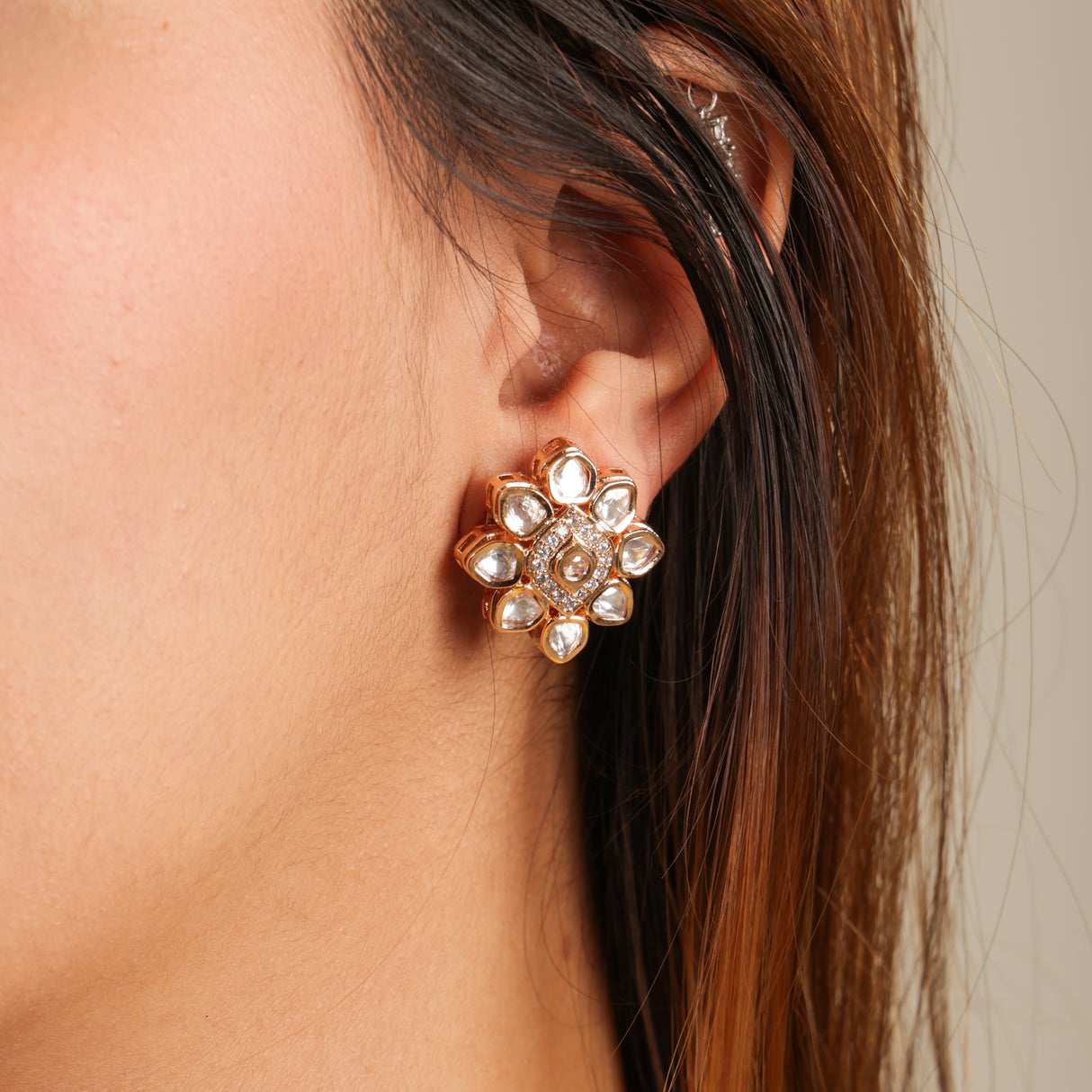 Juwayriya Floral Kundan Polki Gold-Tone Necklace & Stud Earrings Set