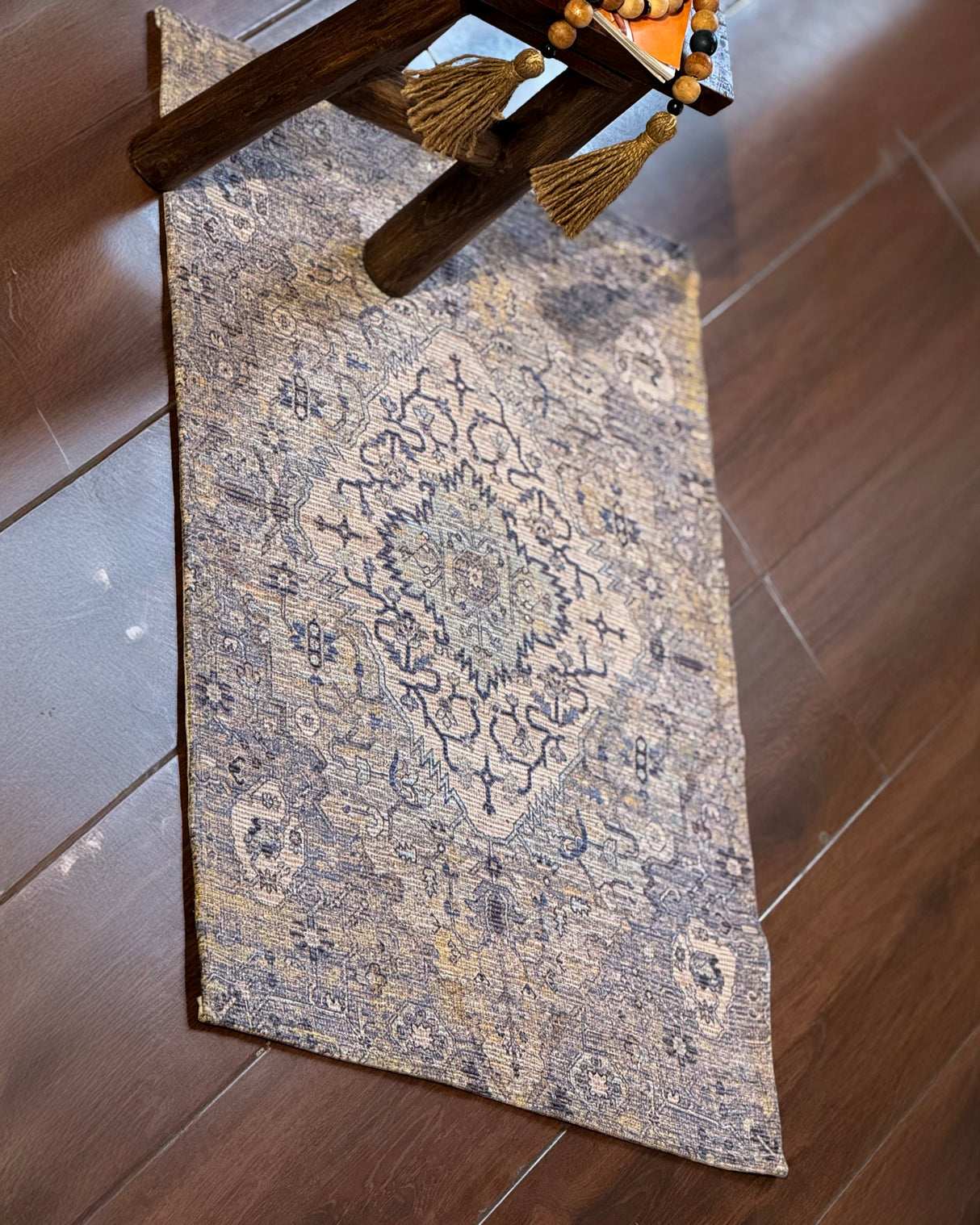 Shiraz Chenille polyester rug