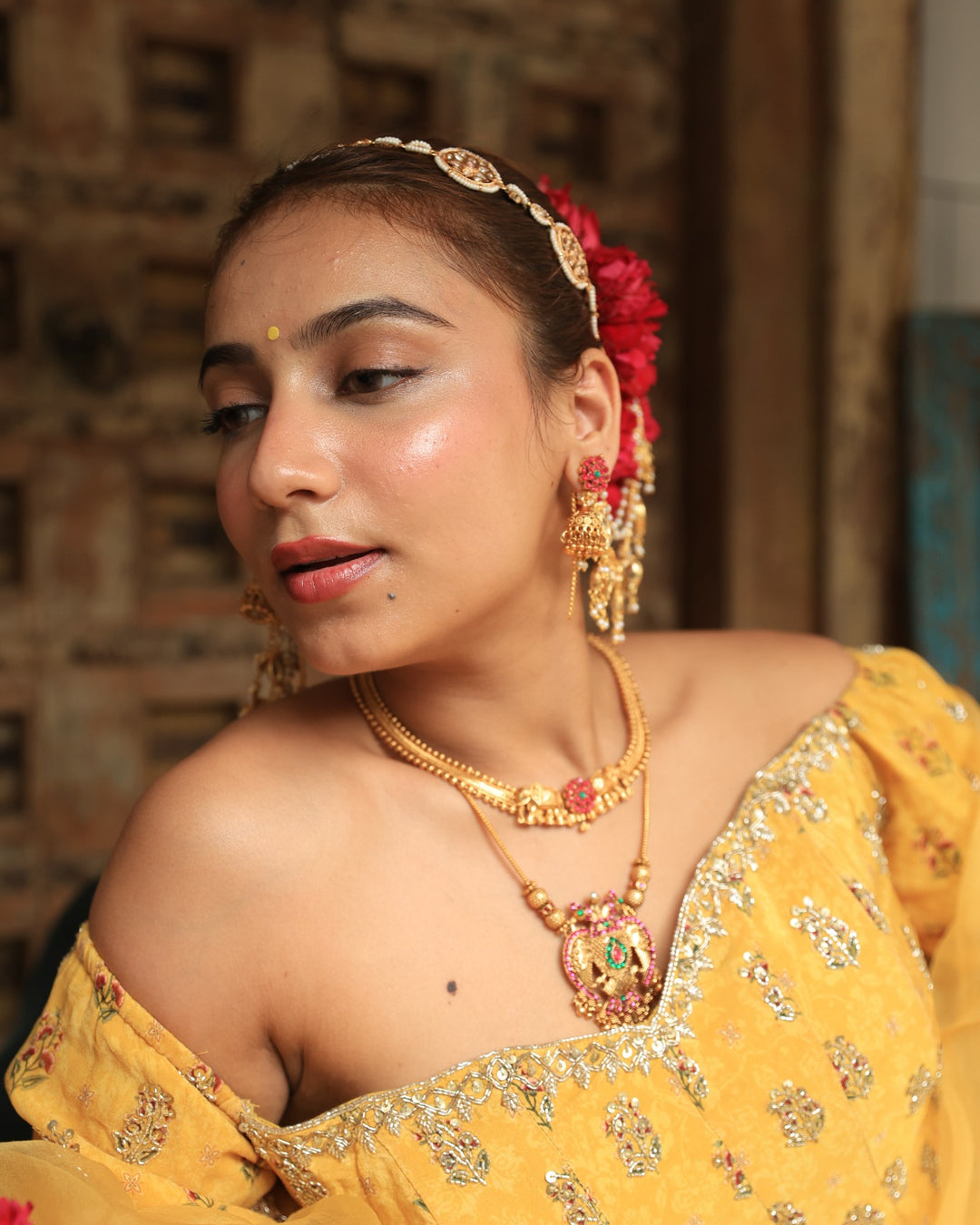 Gulrukh Floral Kundan Necklace Set