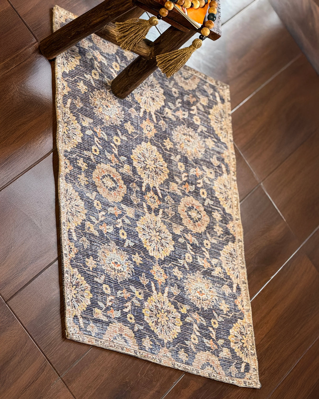 Farashe Chenille polyester rug