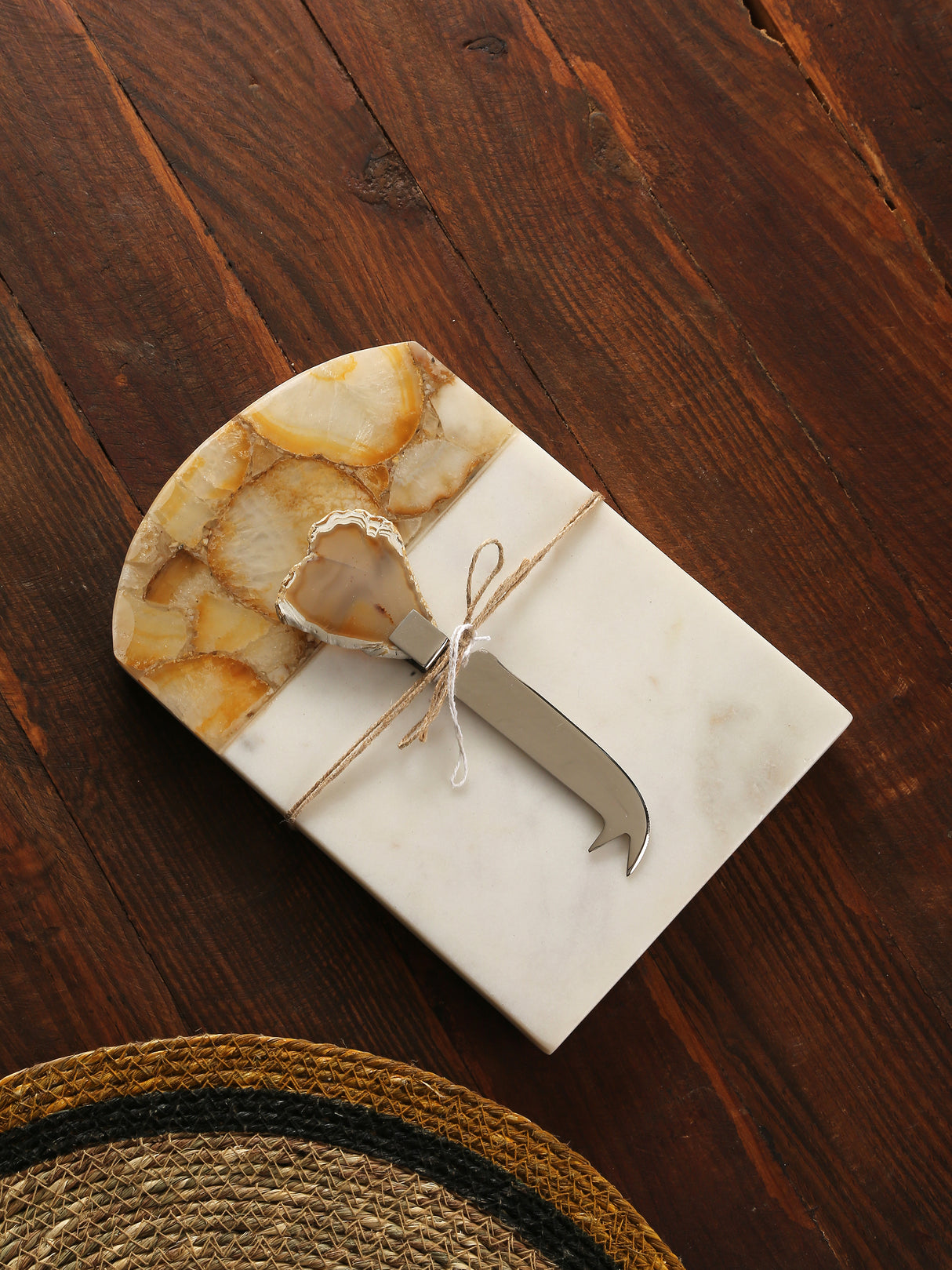 Agate And Marble Cheese Board Cum Platter With Cheese Knife