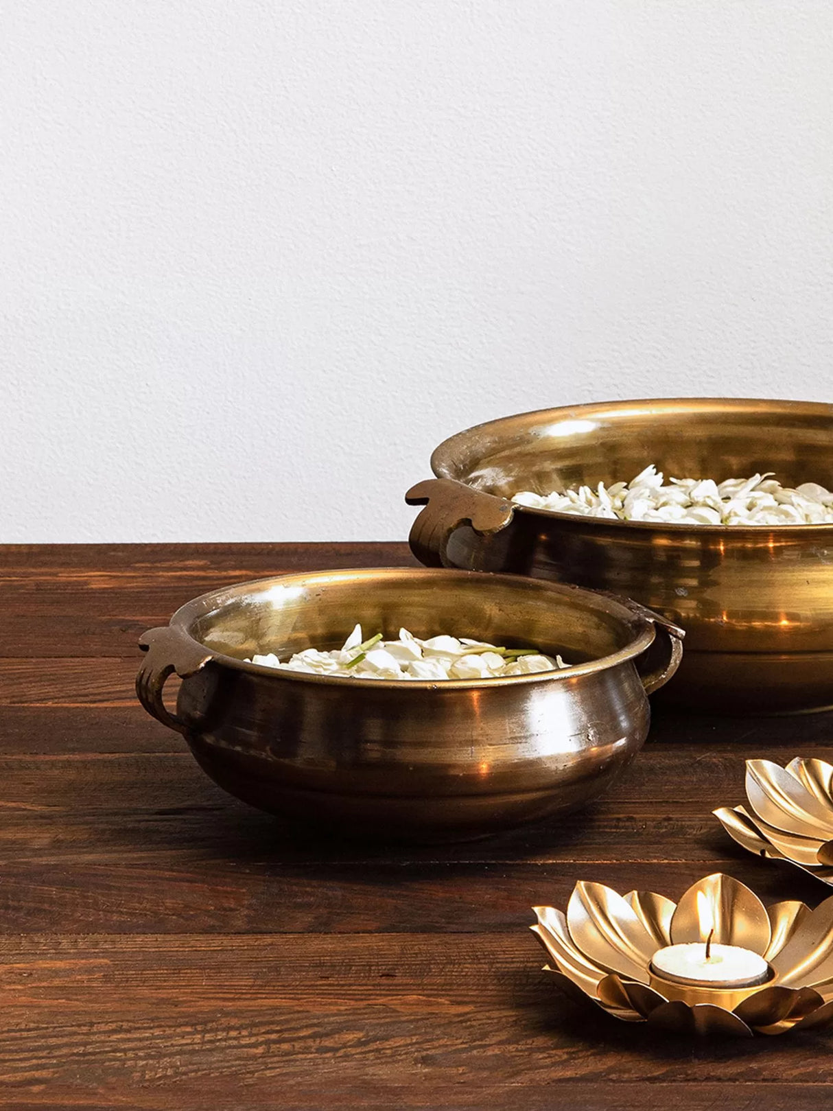 Urli - Antique Gold Finish Brass - L