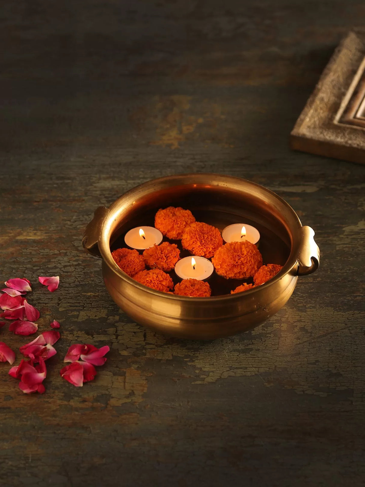 Urli - Antique Gold Finish Brass - L