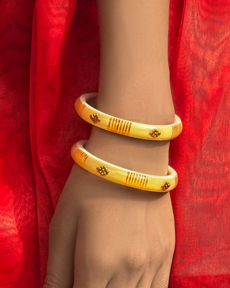 Rajshree Shakha Pola bangles