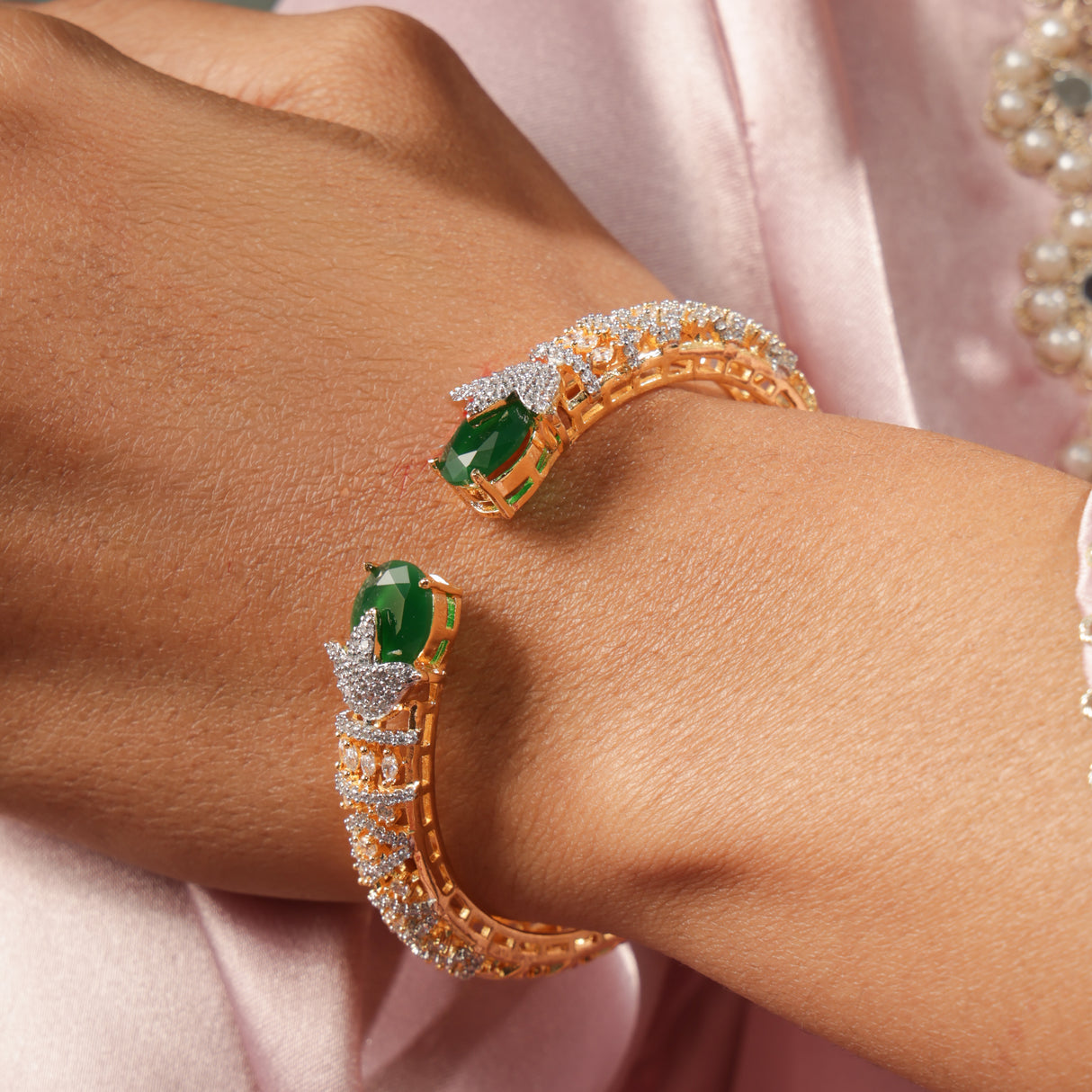 Vallari Emerald Open Cuff Kada