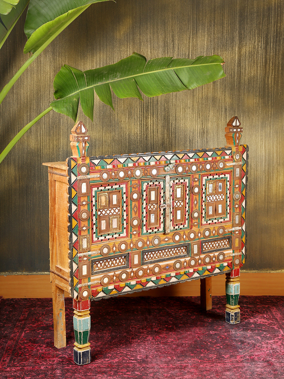 Vintage look Wooden Damchiya