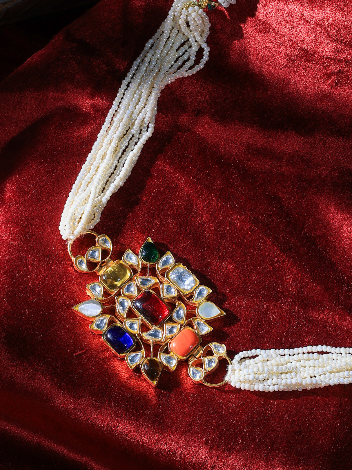 Navratan Kundan choker