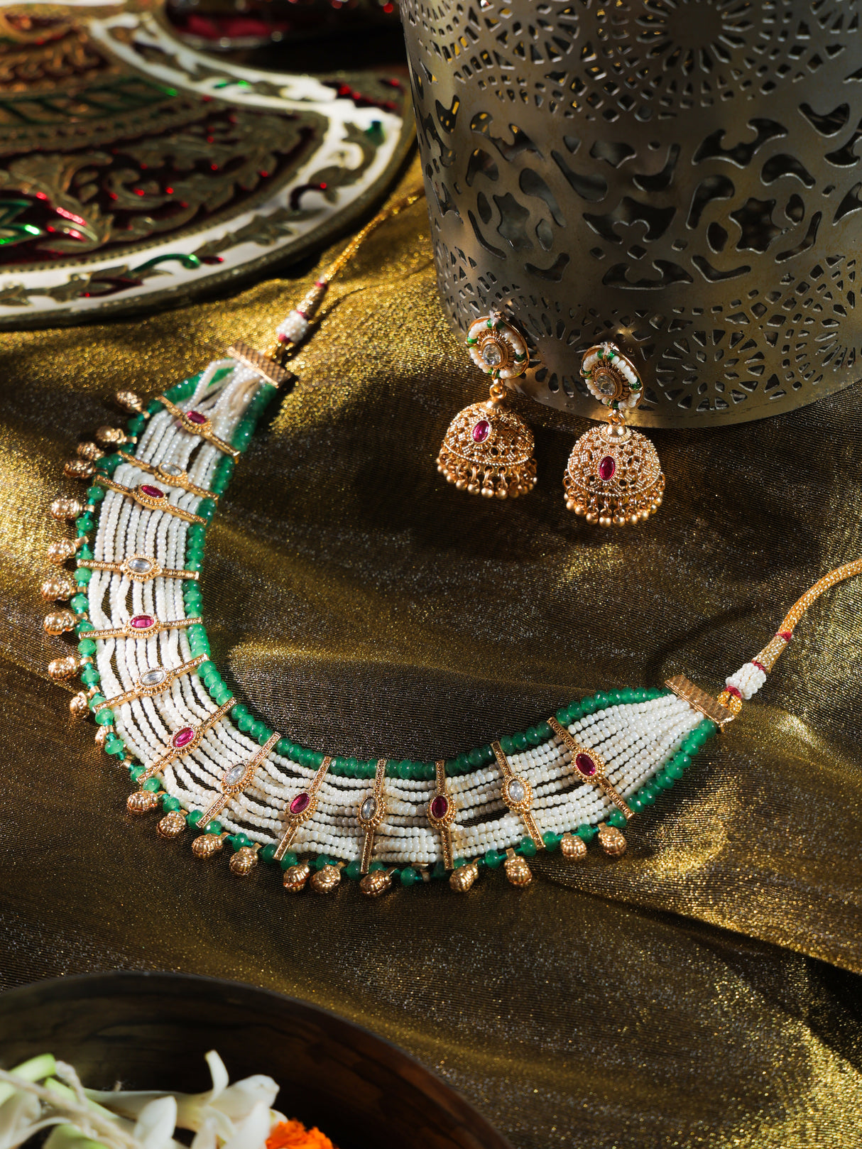 kemaya Kundan choker