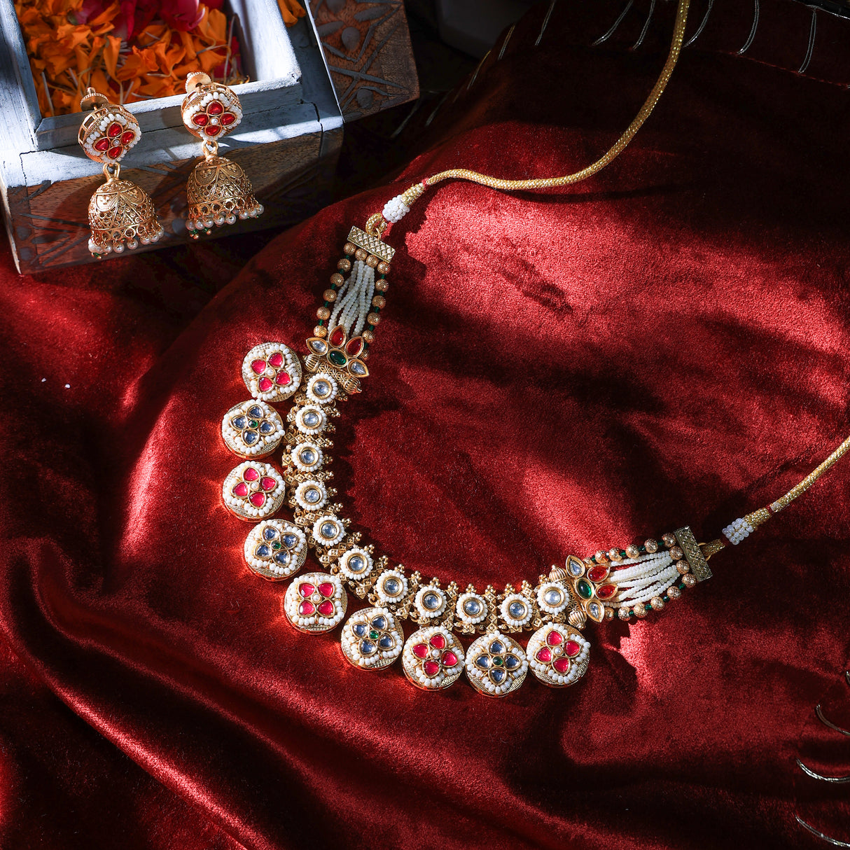 Tara Rajwada choker set