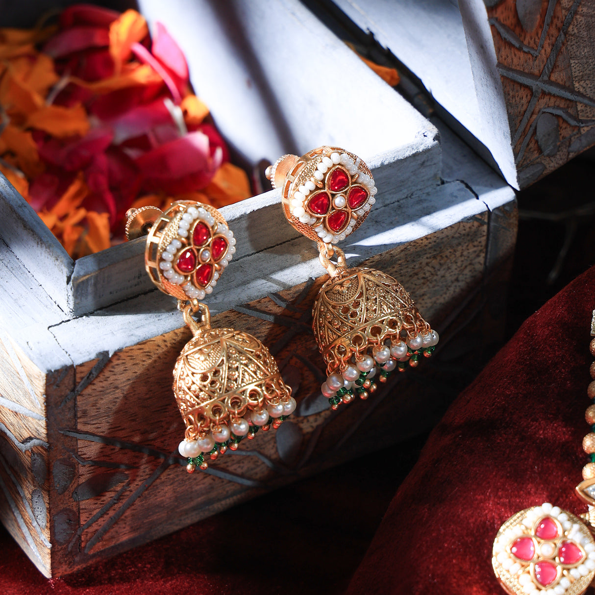 Tara Rajwada choker set