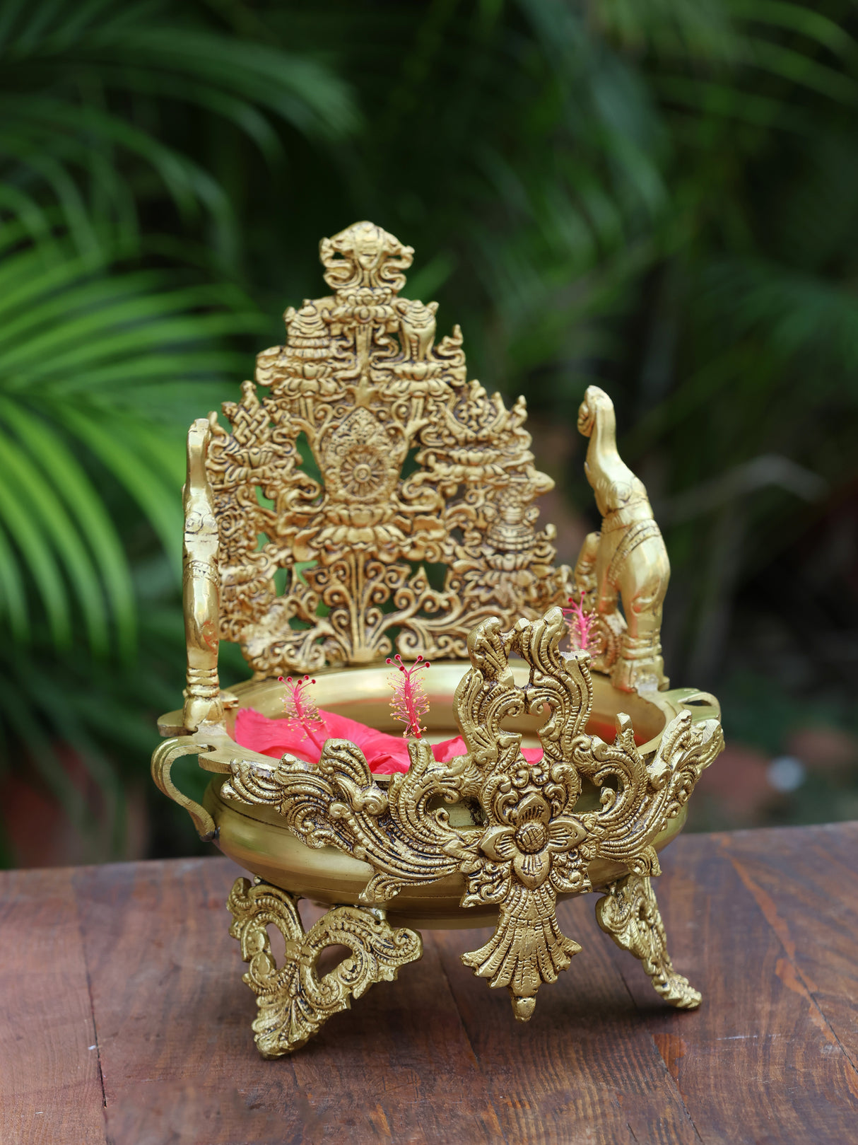 Urli - Elephant Design