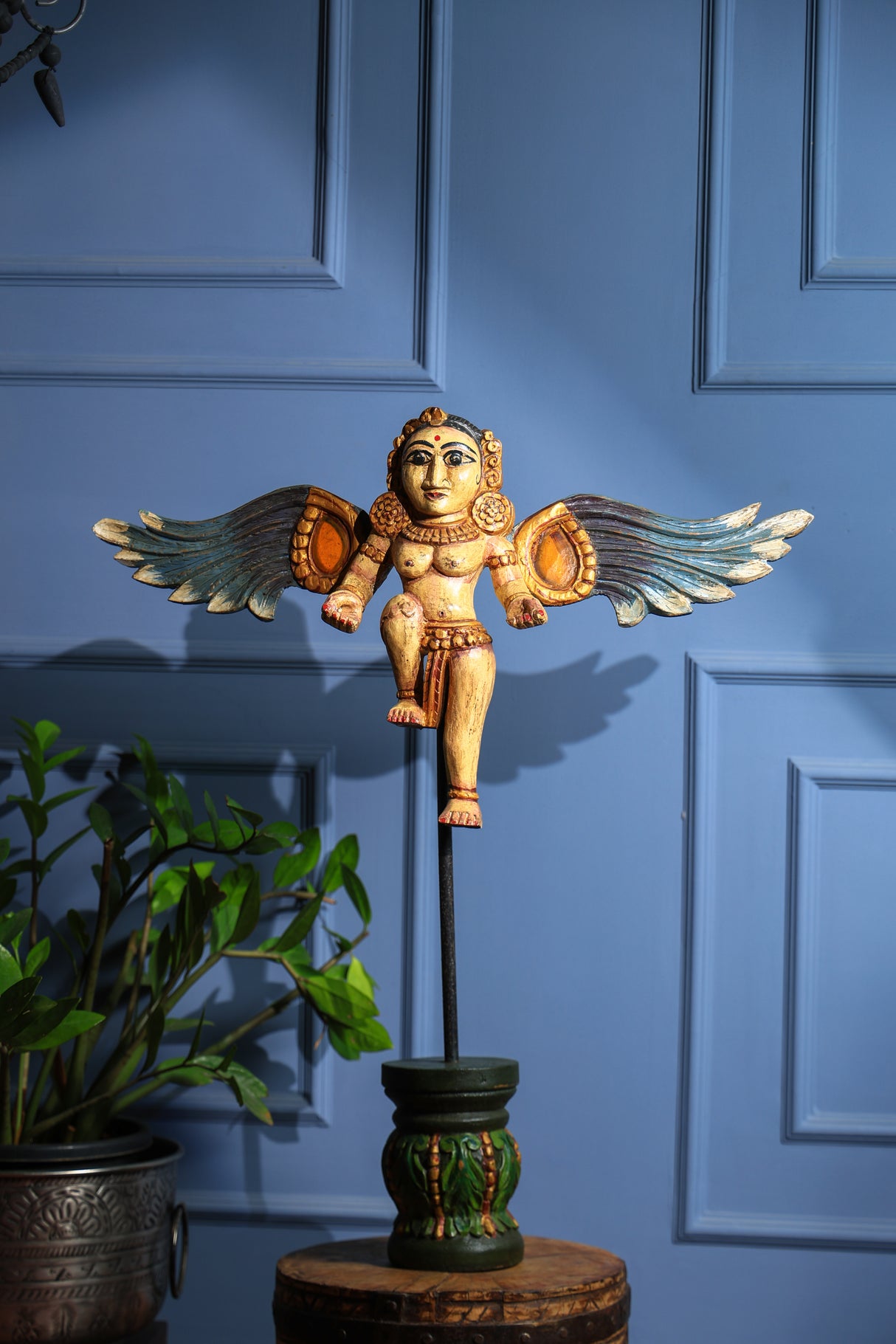 Divine messenger angel