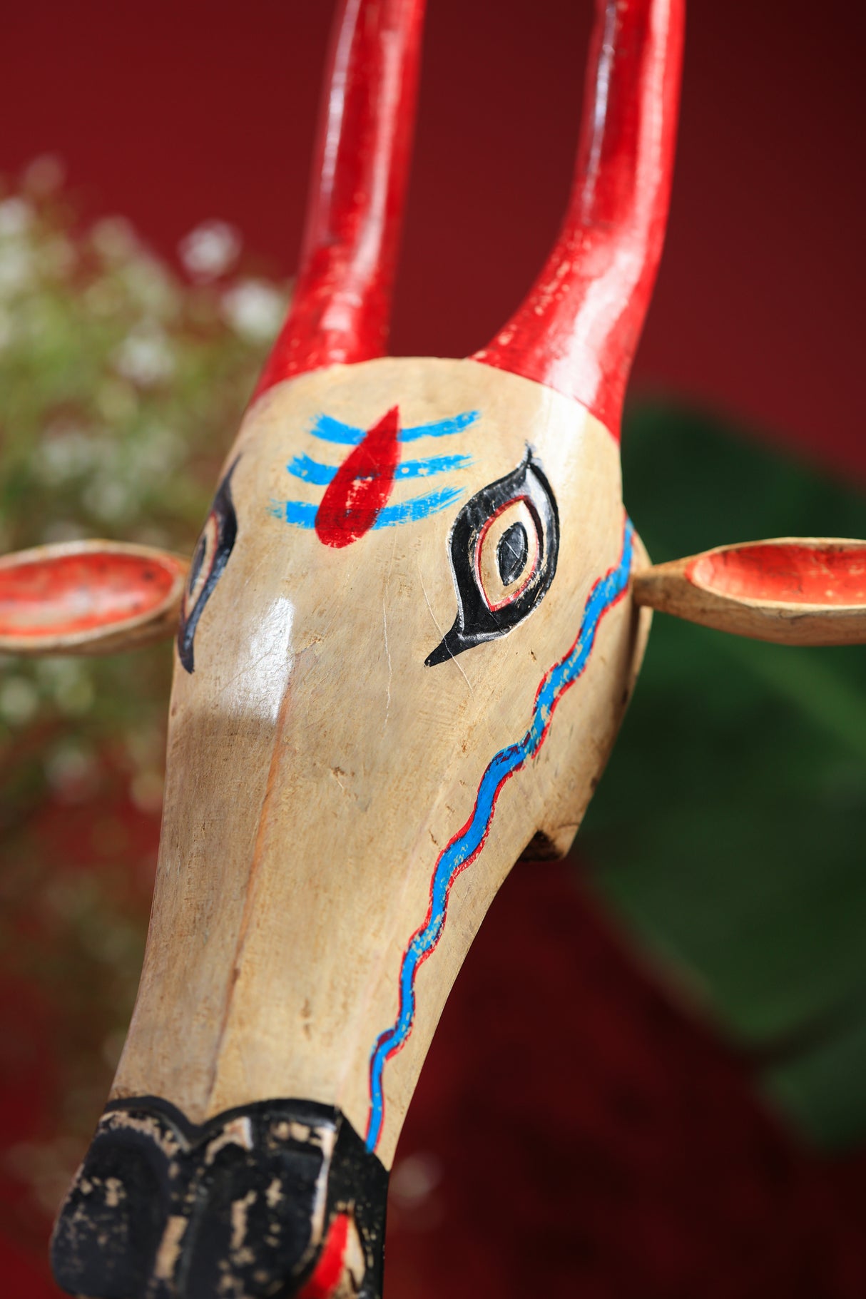 Cow Head Table Décor