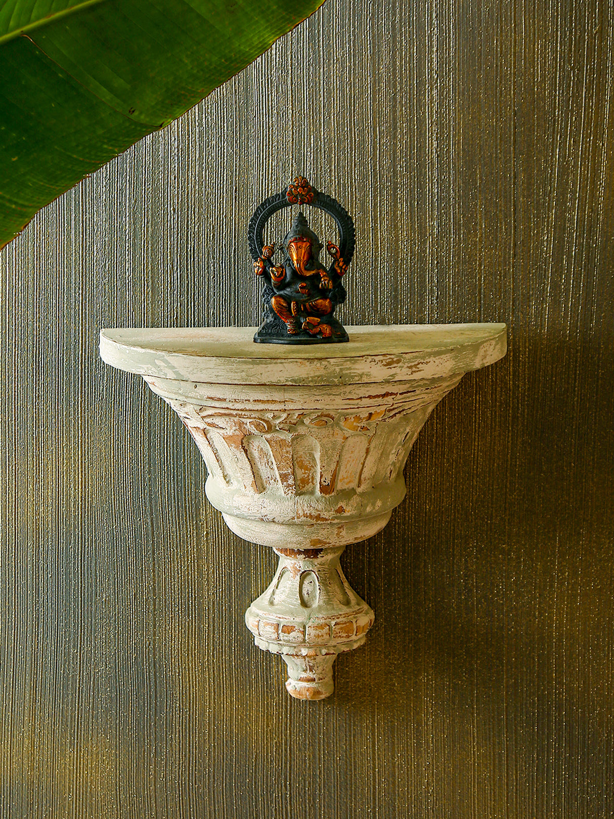 Corbel - Enchanted Carving