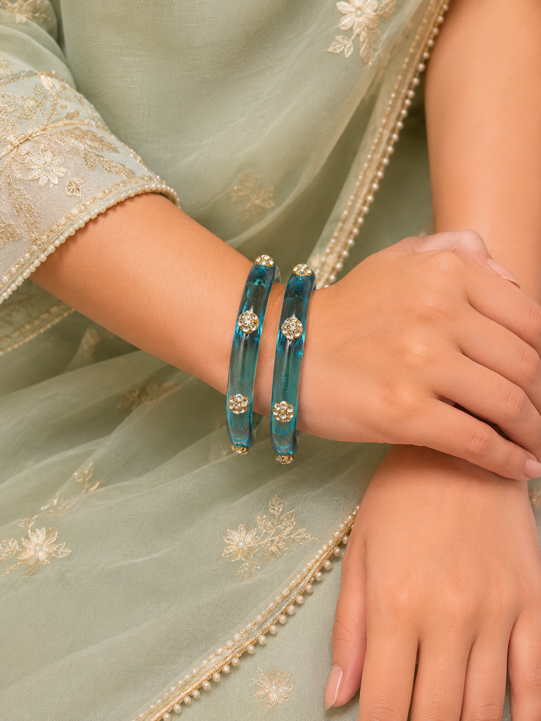Viyan Turquoise Radiance Crystal Bangles
