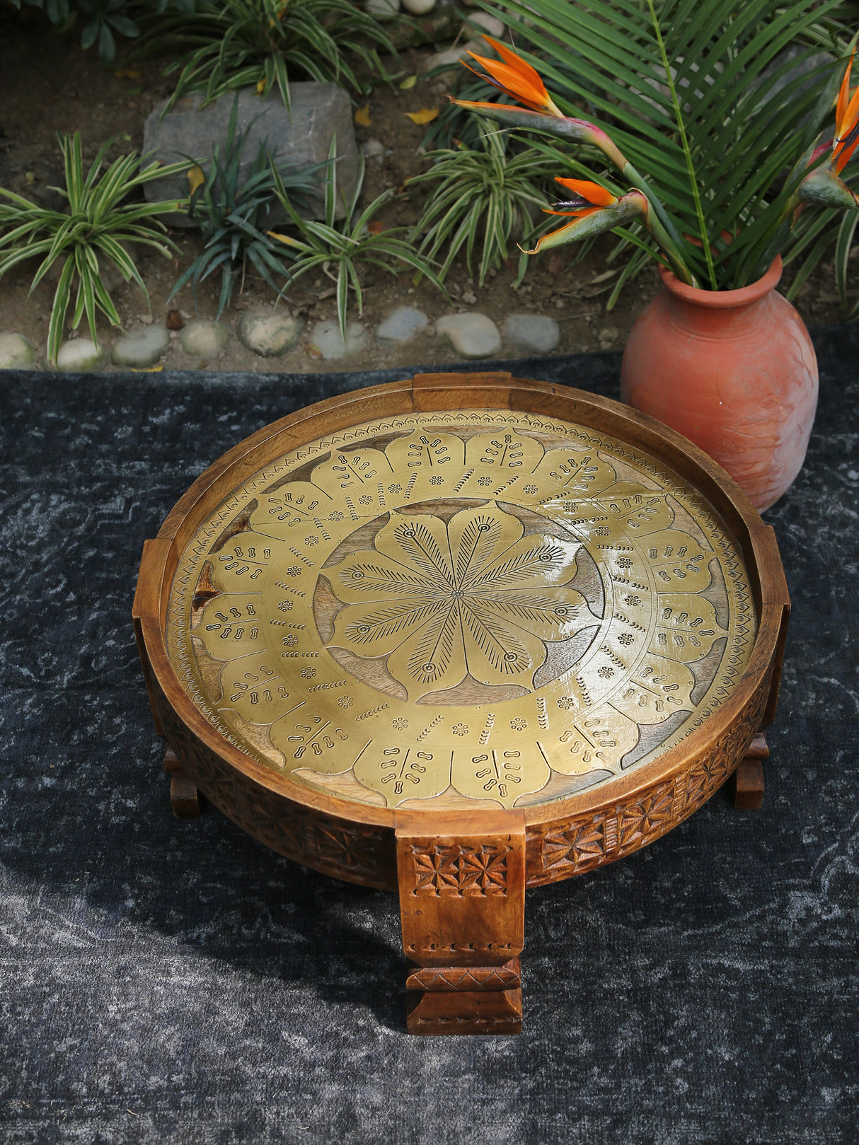 Wood and sheet coffee table