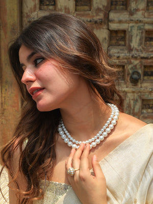 Kesar shell water pearls mala
