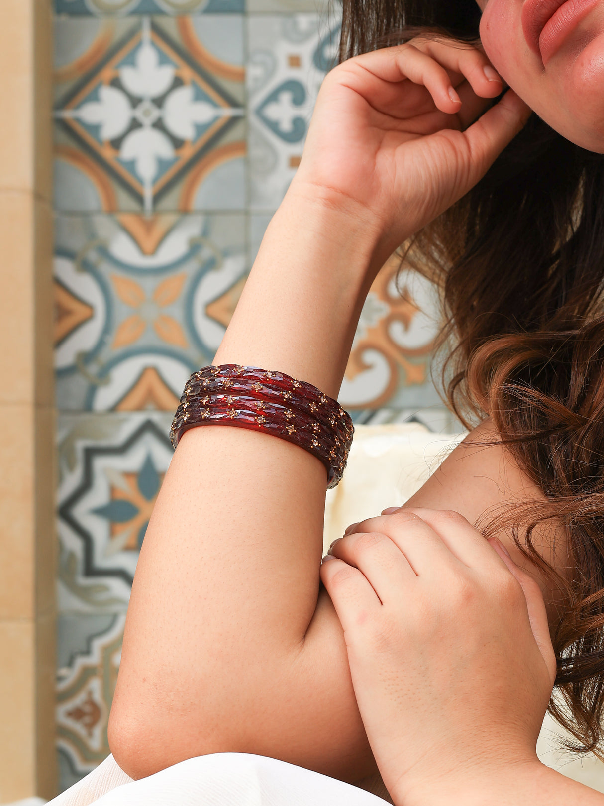 Soni Acrylic With Stone Bangles