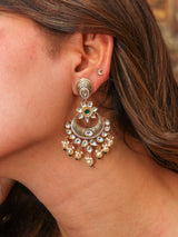 Kan-dhara tyaani kundan chandbali