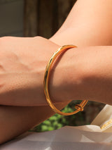 Roshni brass polished bracelet