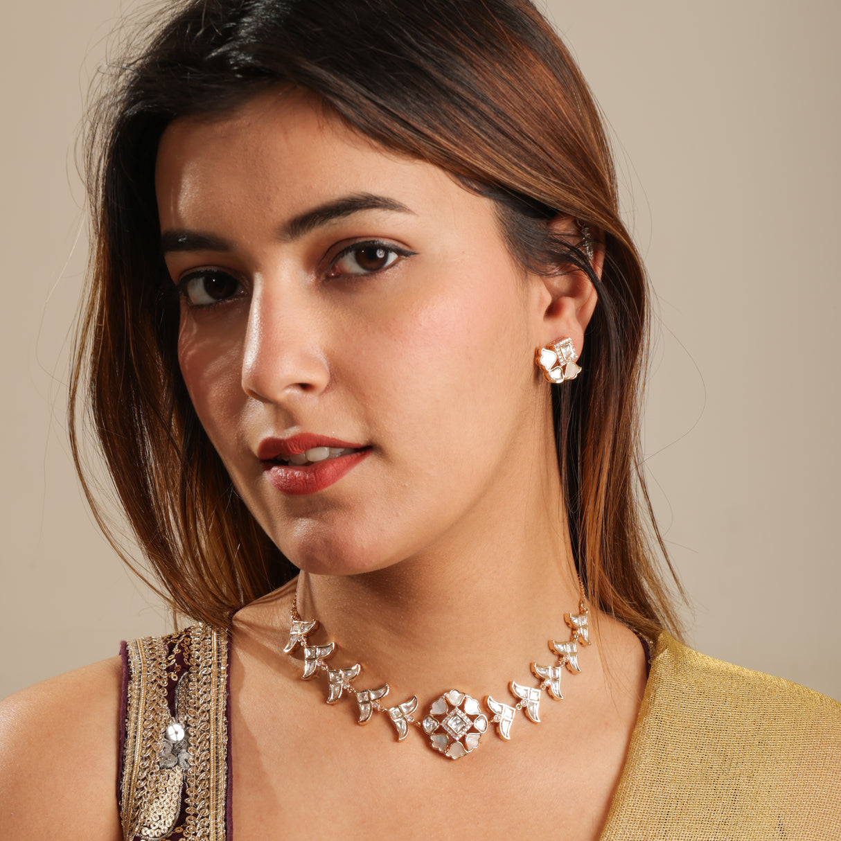 Barirah Designer Kundan Floral Motif Gold-Tone Necklace & Stud Earrings Set