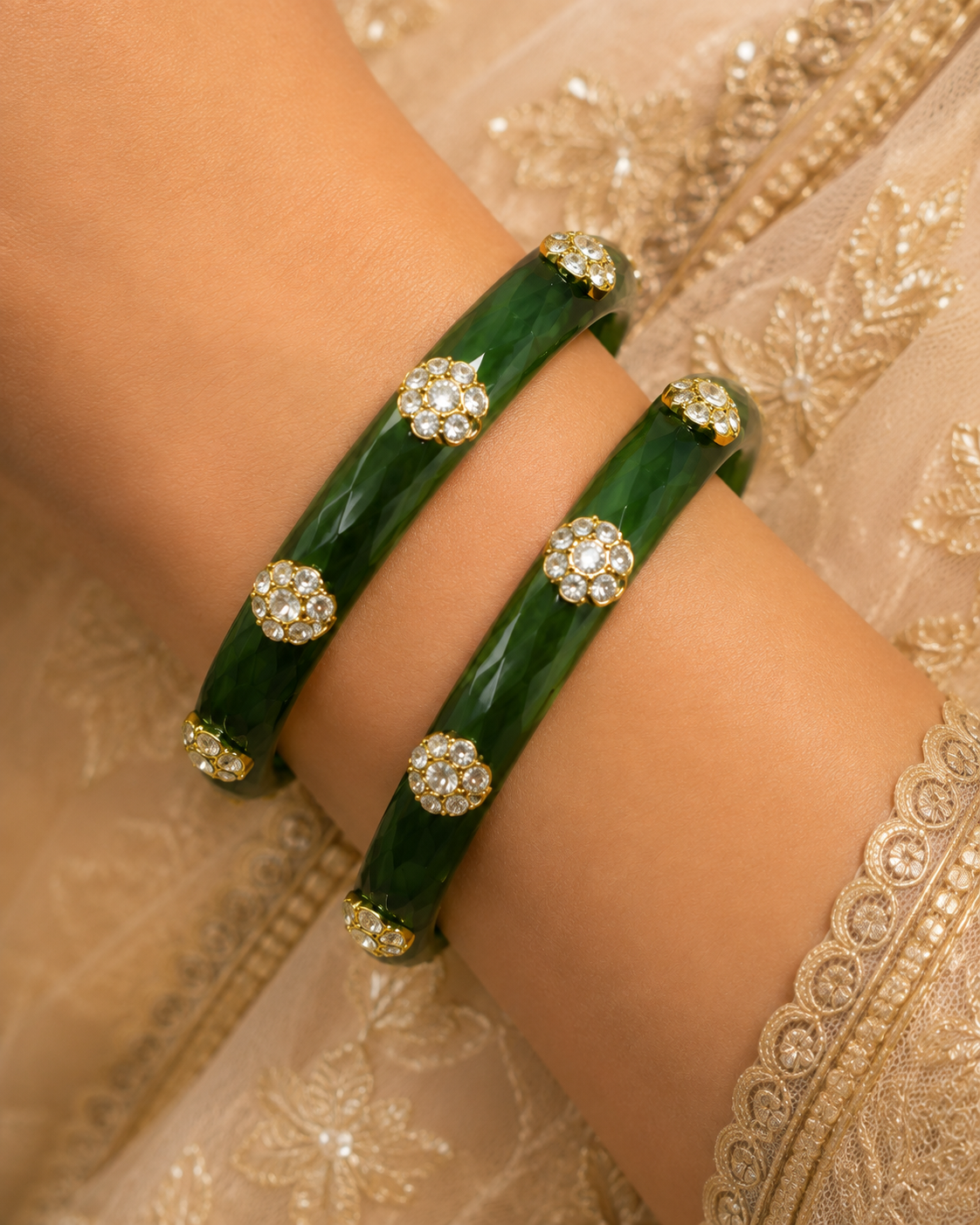 Viyan Emerald Radiance Glass Bangles