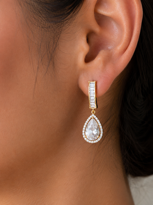 Daisy Teardrop Elegance Necklace Set