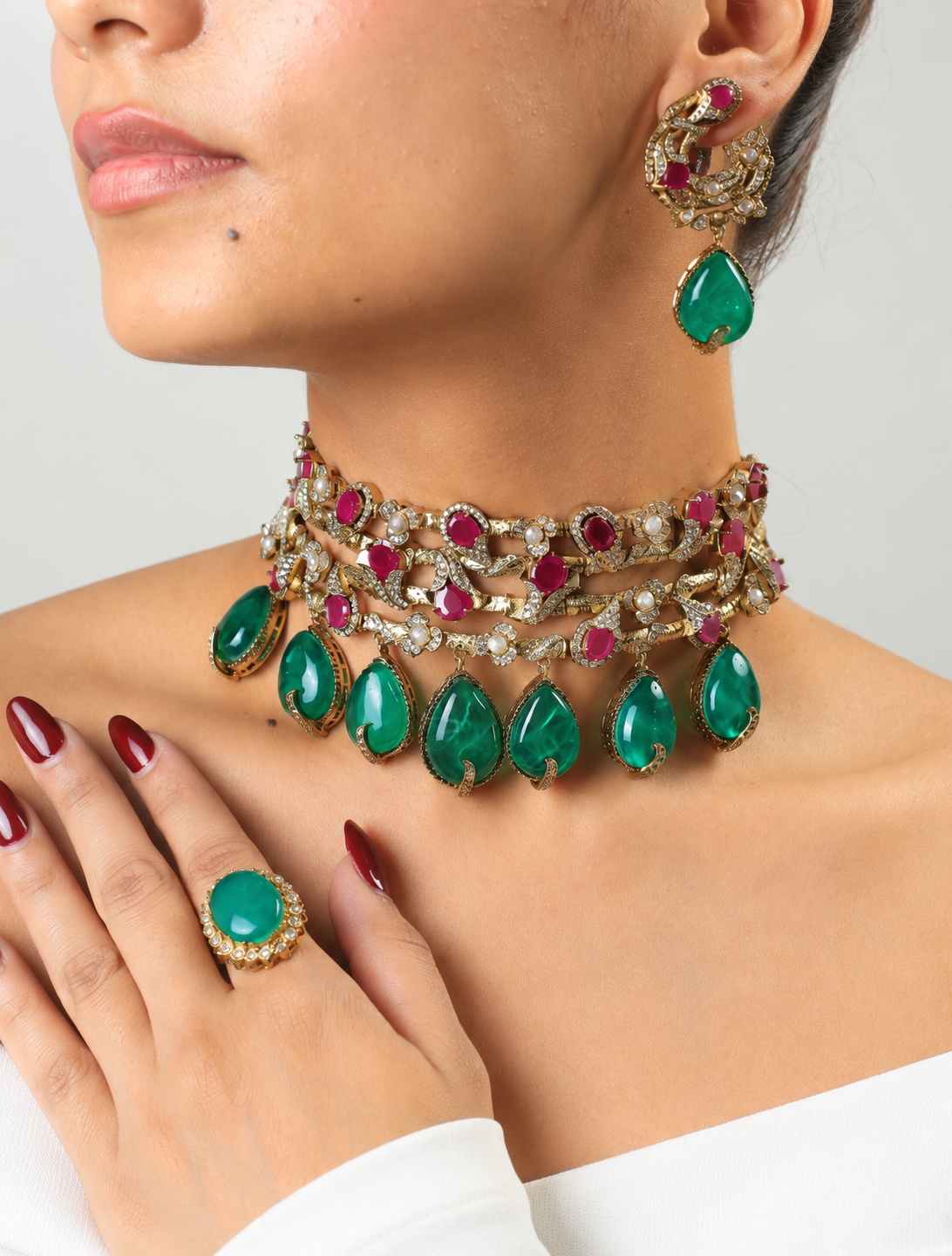 Shahpari Emerald Green and ruby Kundan Choker Necklace Set