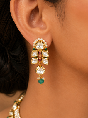 Tulsi Emerald Pearl Necklace Set
