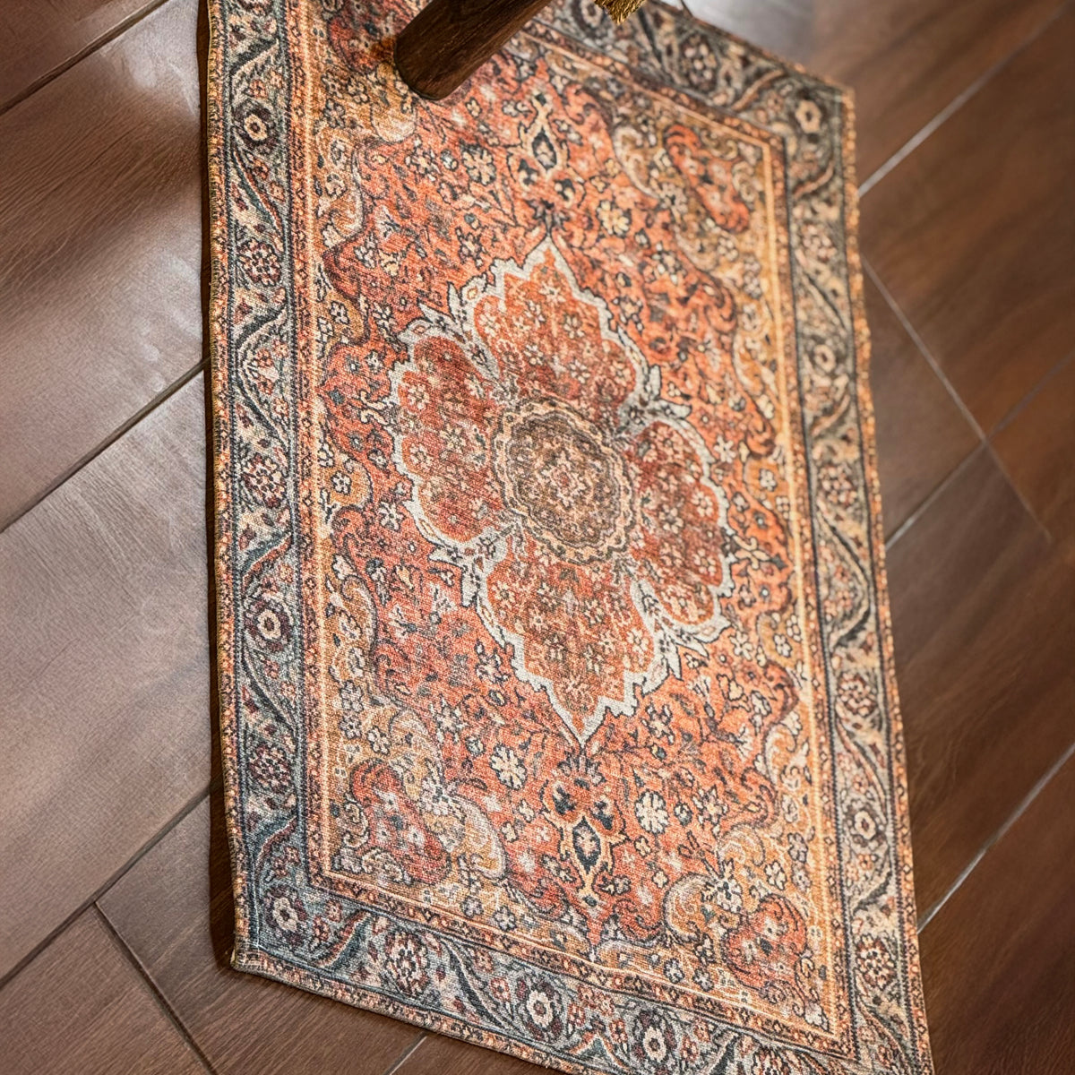 Rumi Chenille polyester rug – Revive Home
