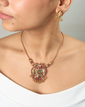 Zehra Royal Pendant Necklace Set