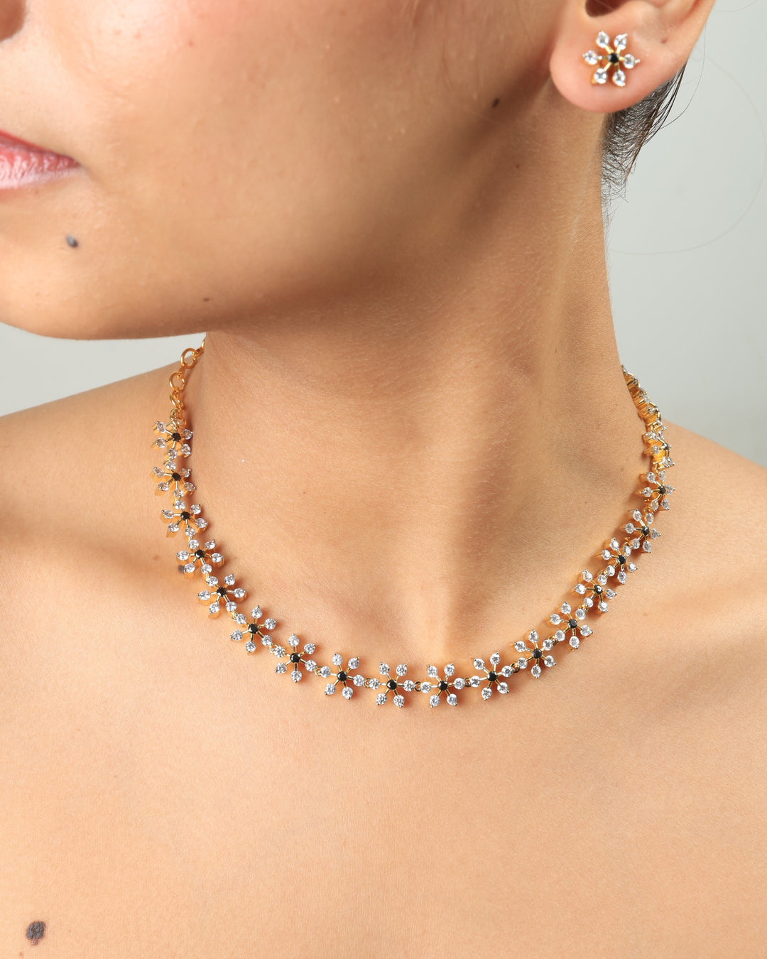 Hoornaz Celeste Floral Crystal Necklace Set