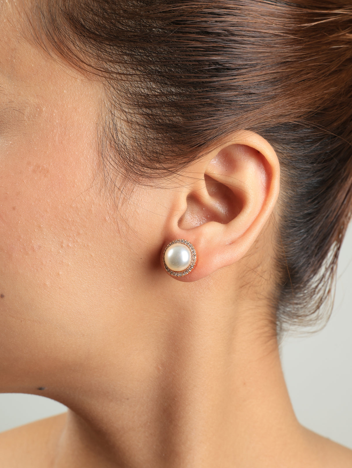 Mugdha Pearl Stud Earrings