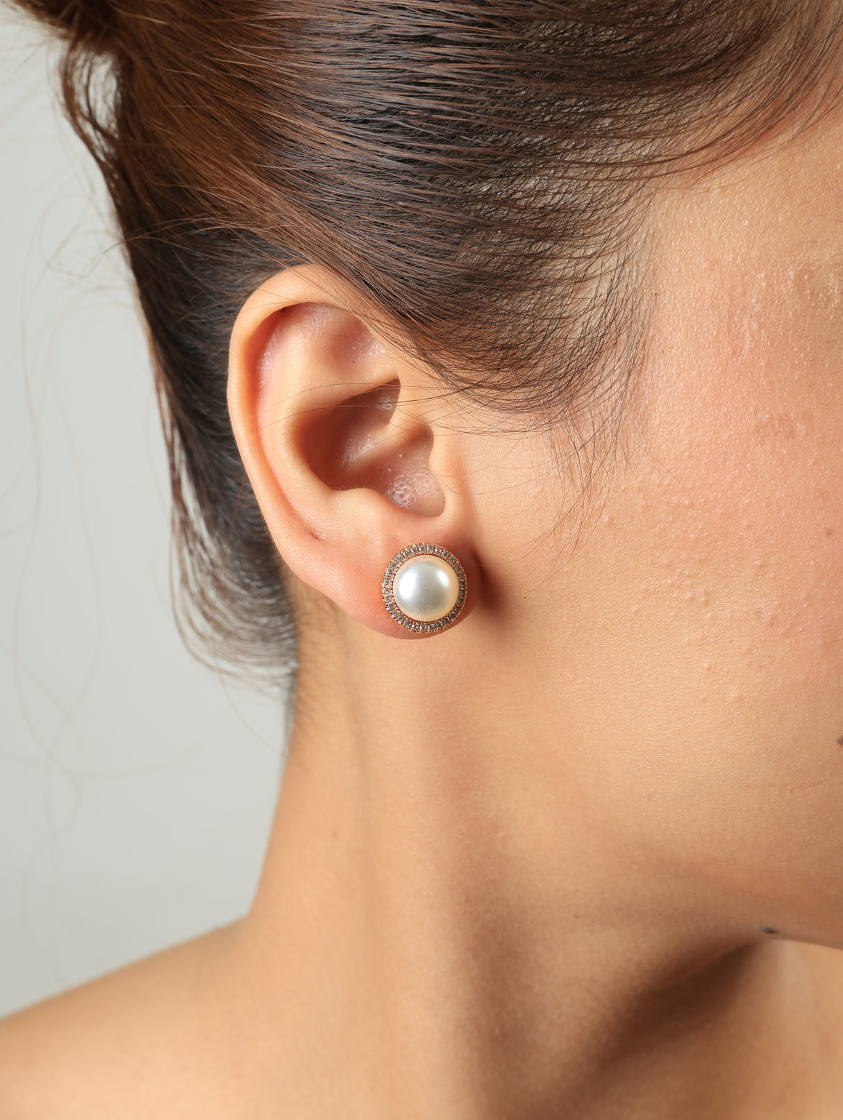 Mugdha Pearl Stud Earrings