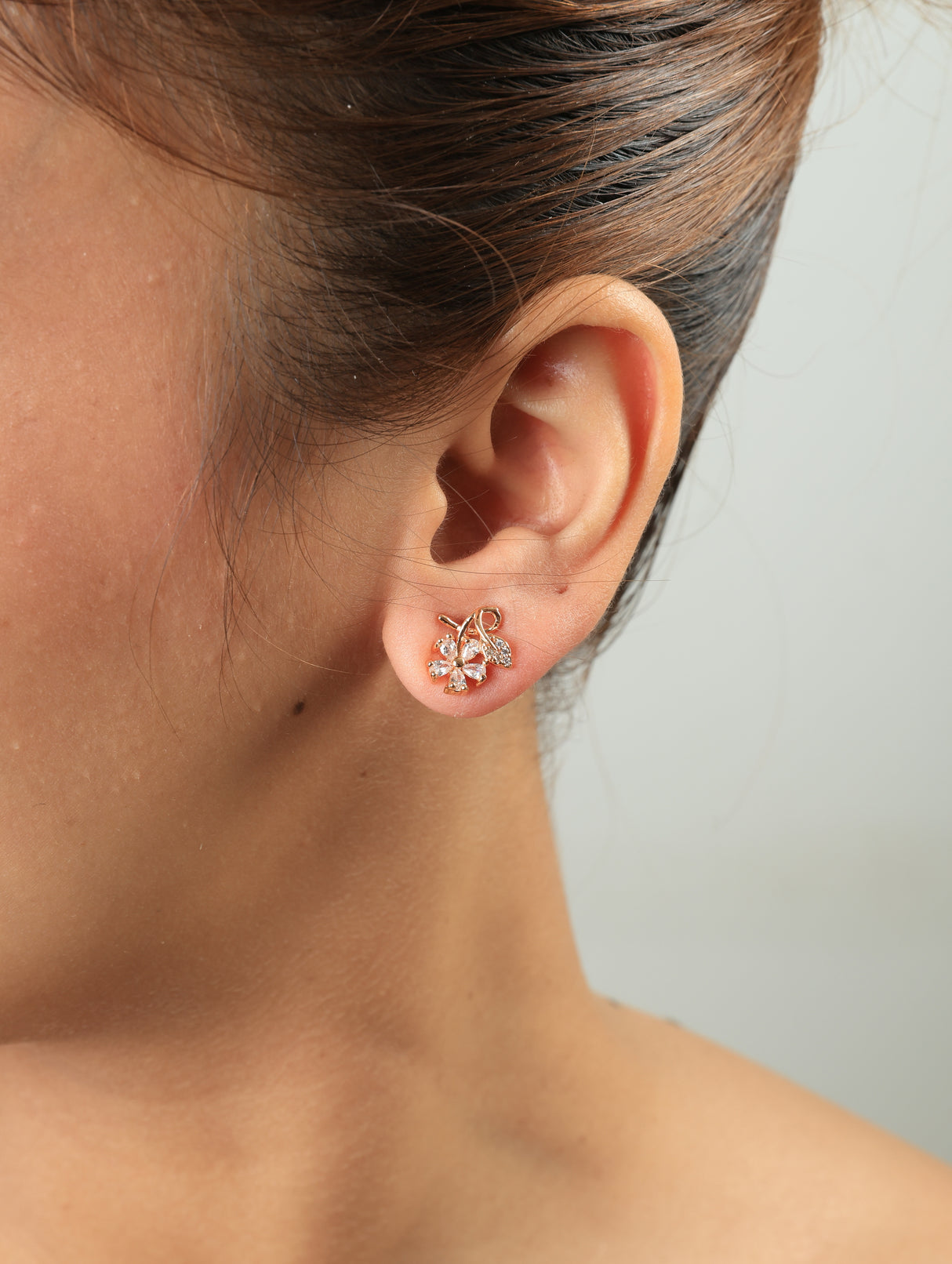 Charuta Zircon Stud Earrings