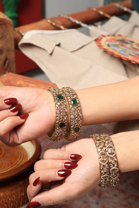 Samira Set-of-2 Emerald Radiance Textured Cuff Bangles
