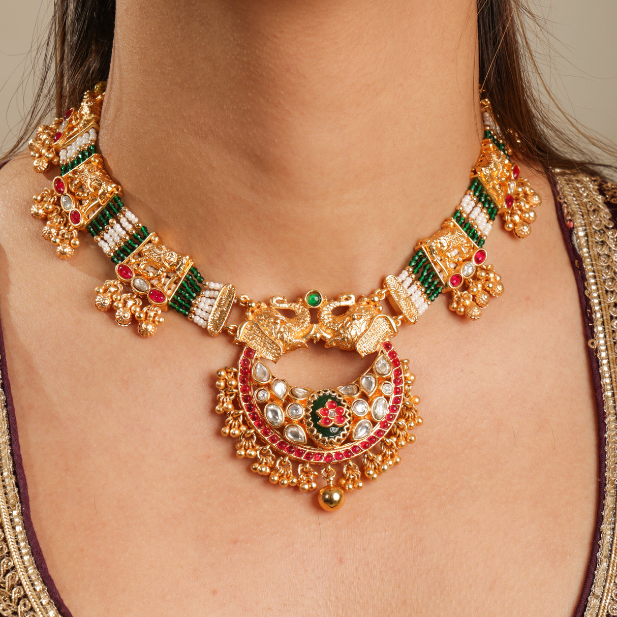 Jayshree Rajwada choker-set