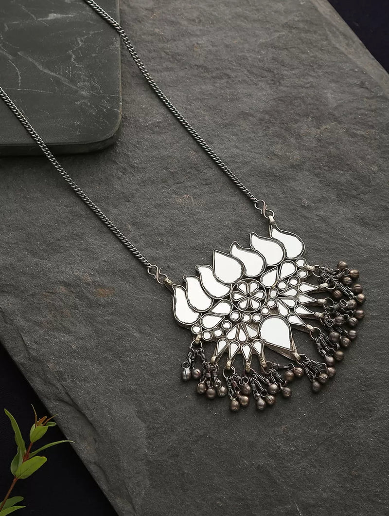 Pendant - Glass Lotus In Chain