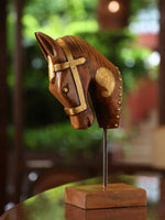 Table Décor Horse With Gold Paisley Detail - Natural