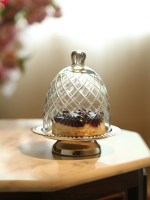 Round Cake Plate with Glass Dome