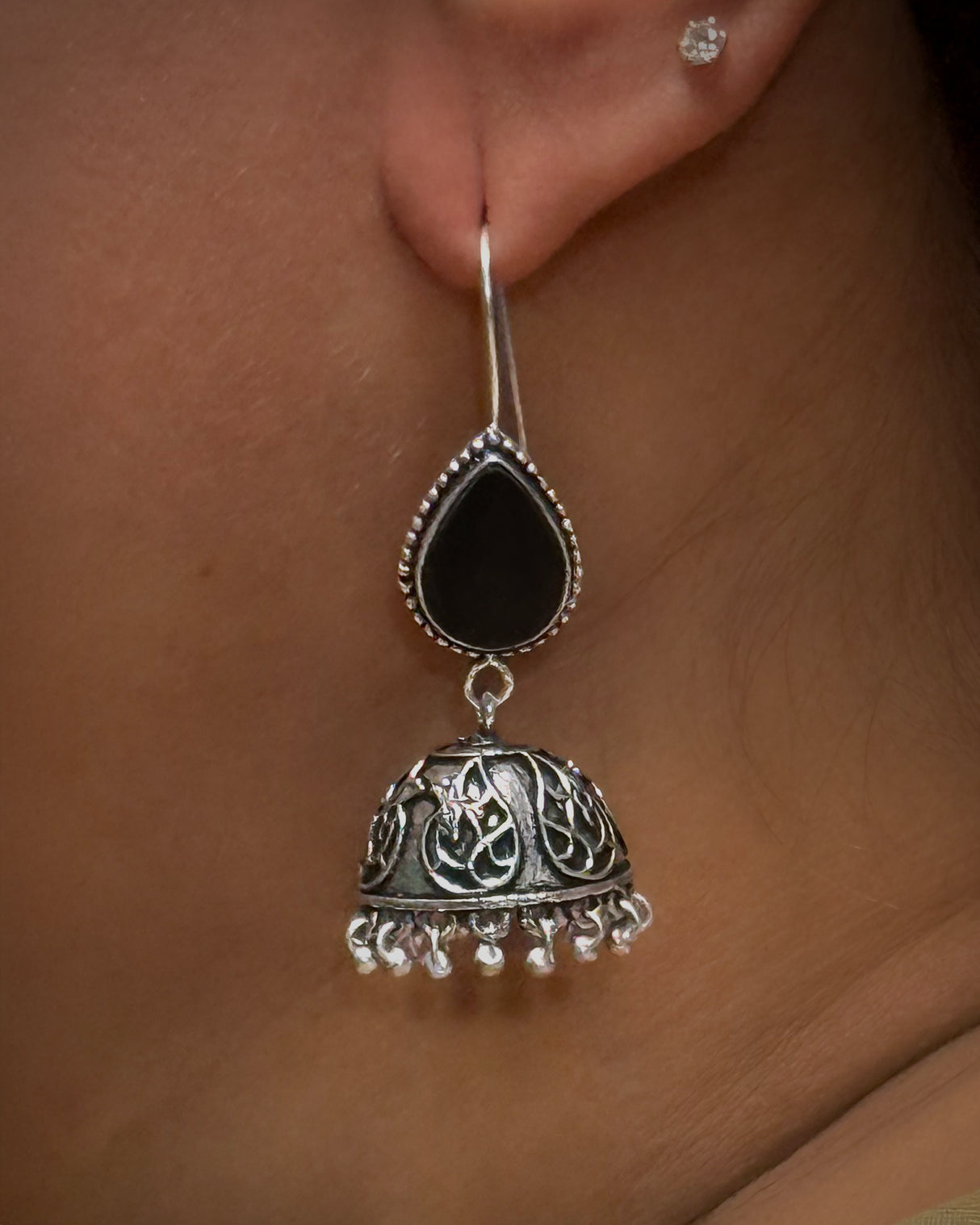 Sahar stone Jhumka