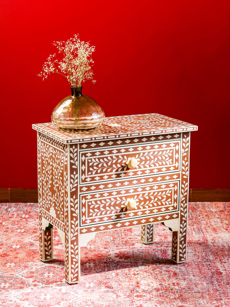 Resin Radiance- Side table with drawers